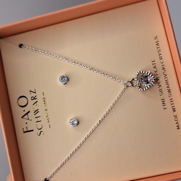 FAO Schwarz Jewelry - FAO Schwarz Silver Tone Heart Necklace with Crystal Accents